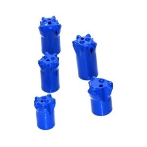 Кнопка с резьбой T38 и углубленным центром